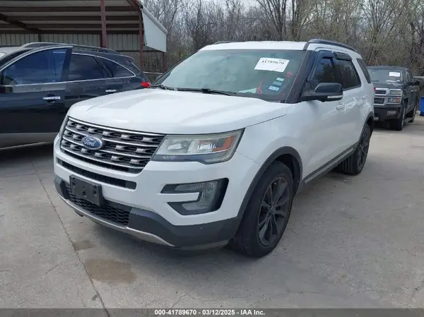 1FM5K8D87HGA95220 2017 FORD EXPLORER - Image 2