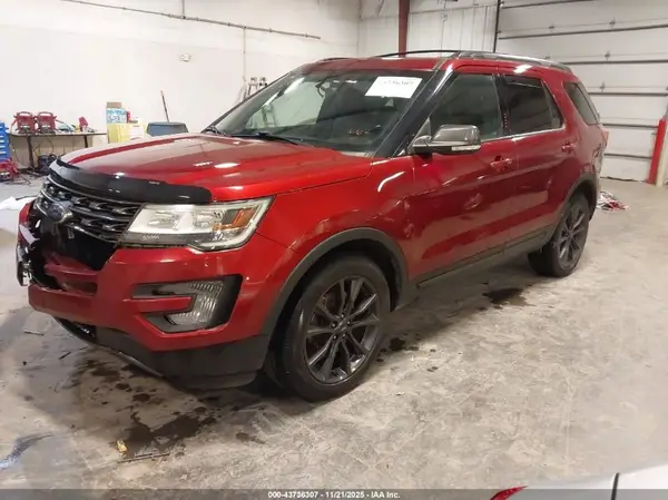 1FM5K8D87HGB14705 2017 FORD EXPLORER - Image 2