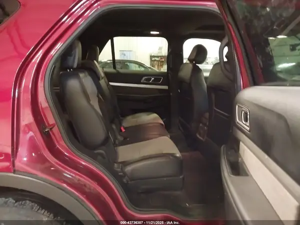 1FM5K8D87HGB14705 2017 FORD EXPLORER - Image 8