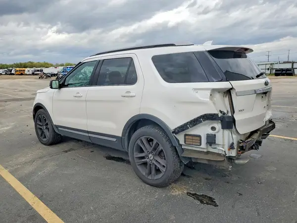 1FM5K8D87HGB41855 2017 FORD EXPLORER - Image 2