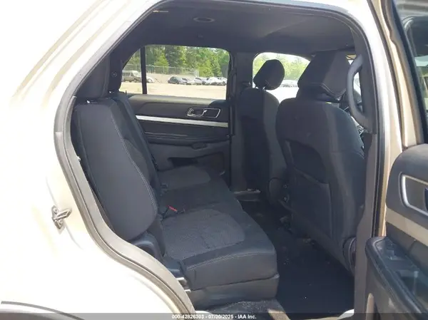 1FM5K8D87HGC01665 2017 FORD EXPLORER - Image 8