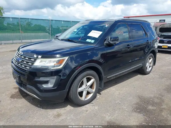 1FM5K8D87HGC19275 2017 FORD EXPLORER - Image 2