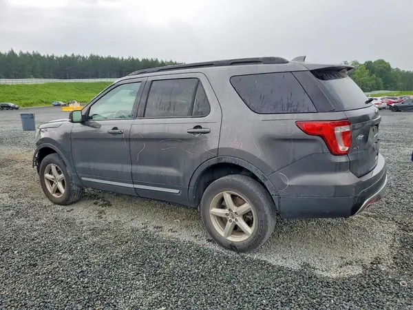 1FM5K8D87HGC24119 2017 FORD EXPLORER - Image 2