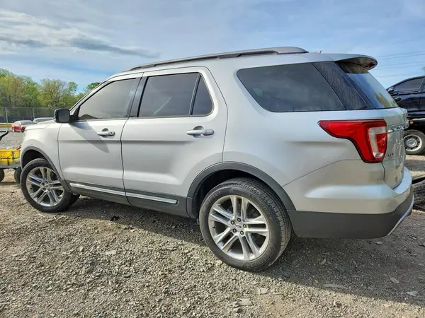 1FM5K8D87HGC59436 2017 FORD EXPLORER - Image 2