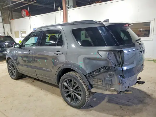 1FM5K8D87HGC81274 2017 FORD EXPLORER - Image 2