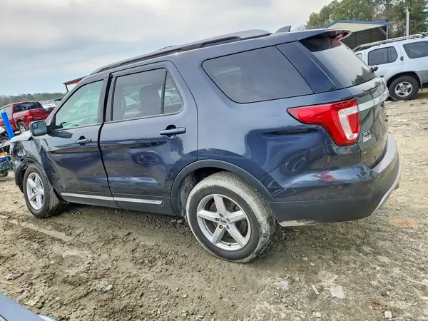1FM5K8D87HGD00678 2017 FORD EXPLORER - Image 2