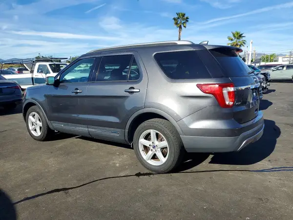1FM5K8D87HGD07968 2017 FORD EXPLORER - Image 2
