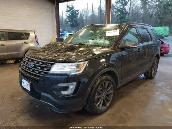 1FM5K8D87HGD16069 2017 FORD EXPLORER - Image 2