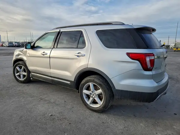 1FM5K8D87HGD20347 2017 FORD EXPLORER - Image 2