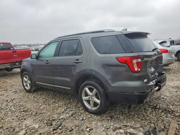 1FM5K8D87HGD39058 2017 FORD EXPLORER - Image 2