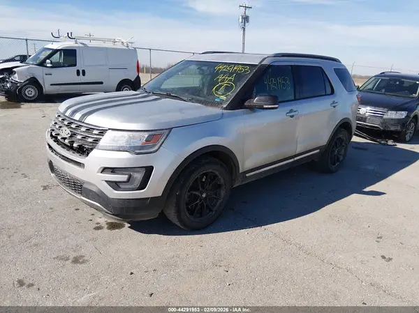 1FM5K8D87HGD40808 2017 FORD EXPLORER - Image 2