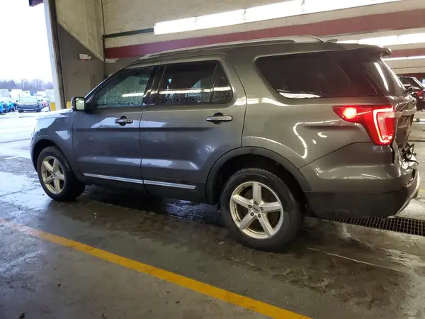 1FM5K8D87HGD43711 2017 FORD EXPLORER - Image 2