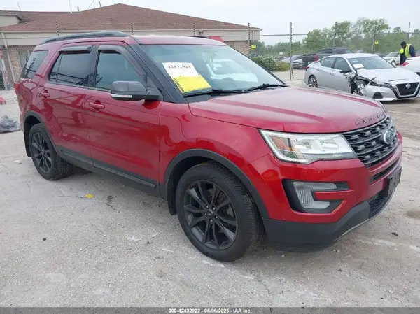 1FM5K8D87HGD45832 2017 FORD EXPLORER - Image 1
