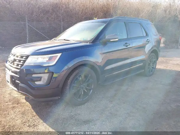 1FM5K8D87HGD46575 2017 FORD EXPLORER - Image 2