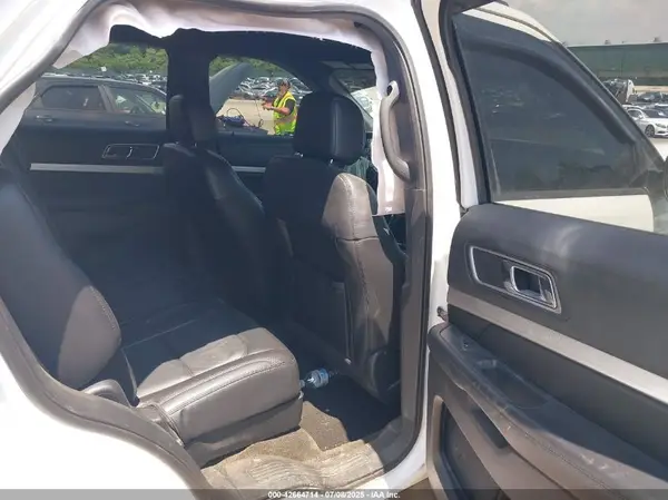 1FM5K8D87HGD74540 2017 FORD EXPLORER - Image 8