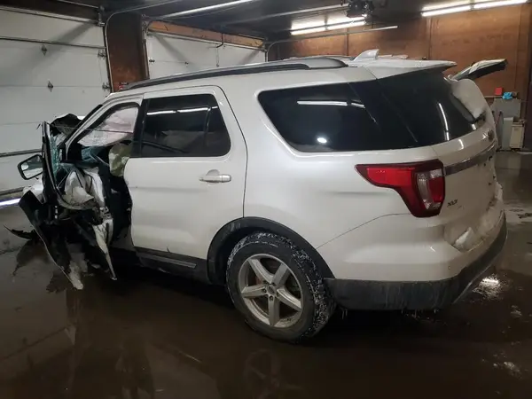 1FM5K8D87HGD75669 2017 FORD EXPLORER - Image 2