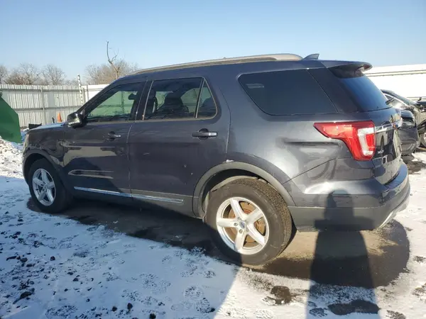1FM5K8D87HGD82153 2017 FORD EXPLORER - Image 2