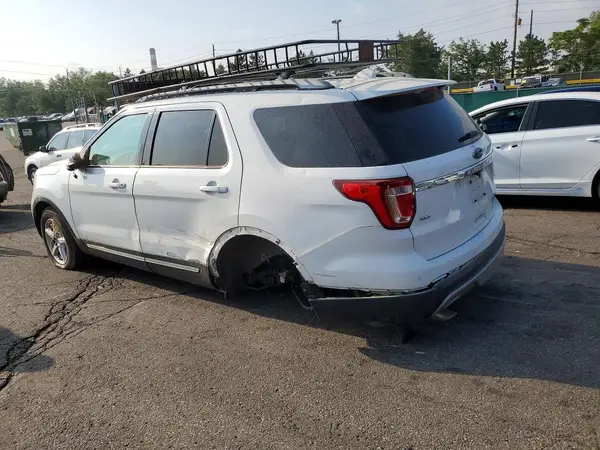 1FM5K8D87HGD88549 2017 FORD EXPLORER - Image 2