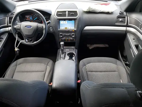 1FM5K8D87HGE01851 2017 FORD EXPLORER - Image 8