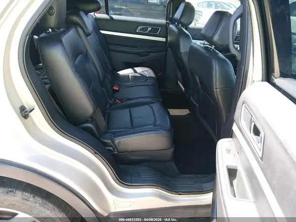 1FM5K8D87HGE31674 2017 FORD EXPLORER - Image 8