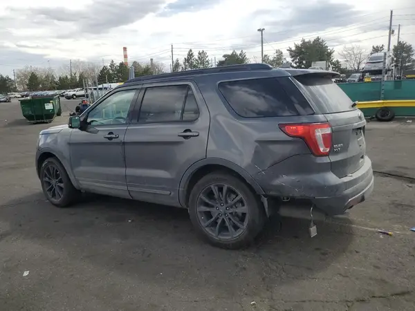 1FM5K8D87HGE41797 2017 FORD EXPLORER - Image 2