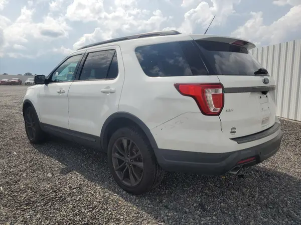 1FM5K8D87JGA00273 2018 FORD EXPLORER - Image 2