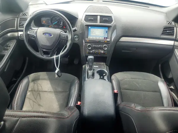 1FM5K8D87JGA00273 2018 FORD EXPLORER - Image 8