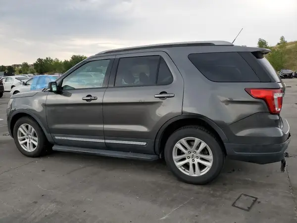 1FM5K8D87JGA11130 2018 FORD EXPLORER - Image 2