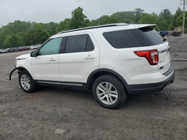 1FM5K8D87JGA16943 2018 FORD EXPLORER - Image 2