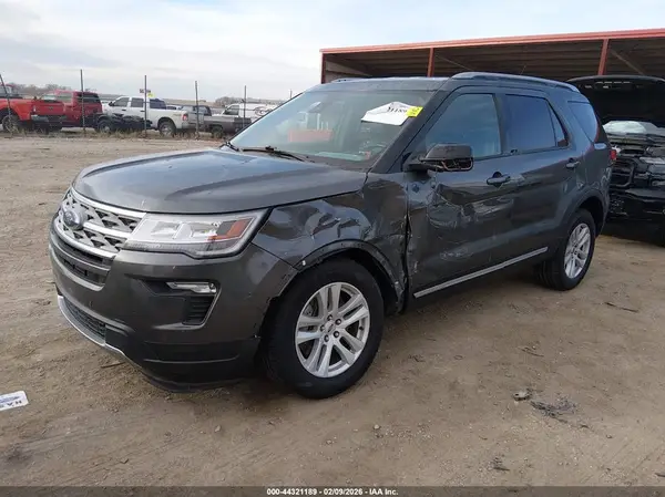1FM5K8D87JGA24654 2018 FORD EXPLORER - Image 2