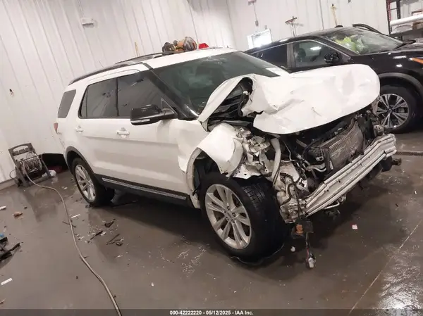 1FM5K8D87JGA25268 2018 FORD EXPLORER - Image 1