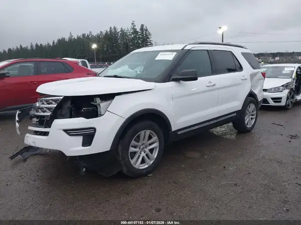 1FM5K8D87JGA32057 2018 FORD EXPLORER - Image 2