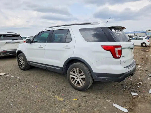 1FM5K8D87JGA56990 2018 FORD EXPLORER - Image 2