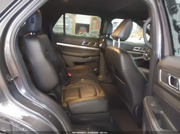 1FM5K8D87JGA75099 2018 FORD EXPLORER - Image 8