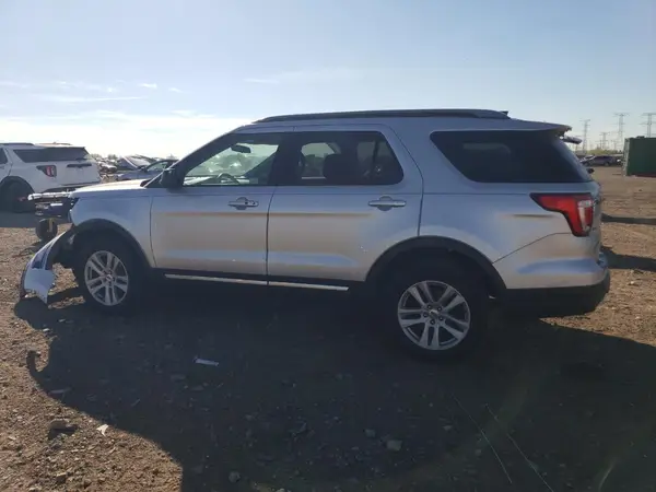 1FM5K8D87JGA77516 2018 FORD EXPLORER - Image 2