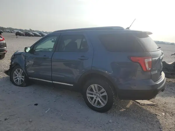 1FM5K8D87JGB05900 2018 FORD EXPLORER - Image 2