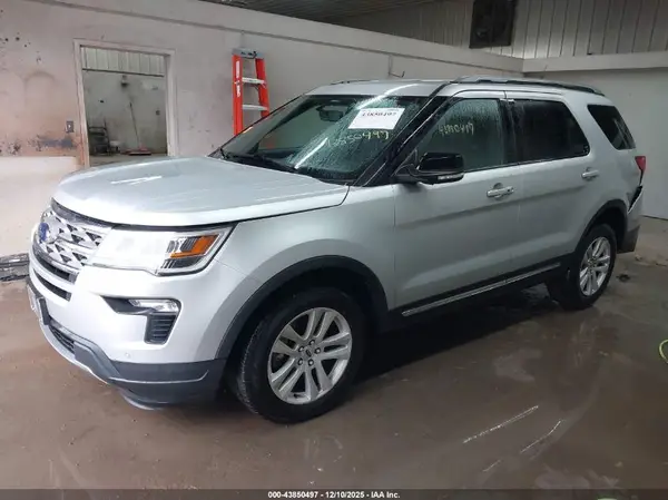 1FM5K8D87JGB06724 2018 FORD EXPLORER - Image 2