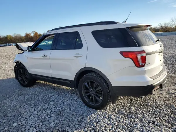 1FM5K8D87JGB07100 2018 FORD EXPLORER - Image 2