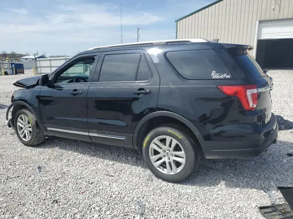 1FM5K8D87JGB16802 2018 FORD EXPLORER - Image 2
