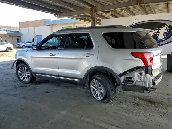 1FM5K8D87JGB18355 2018 FORD EXPLORER - Image 2
