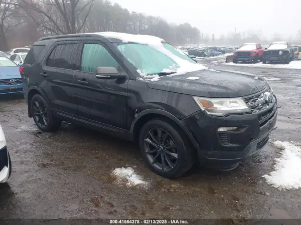 1FM5K8D87JGB25077 2018 FORD EXPLORER - Image 1