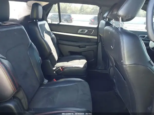 1FM5K8D87JGB40467 2018 FORD EXPLORER - Image 8