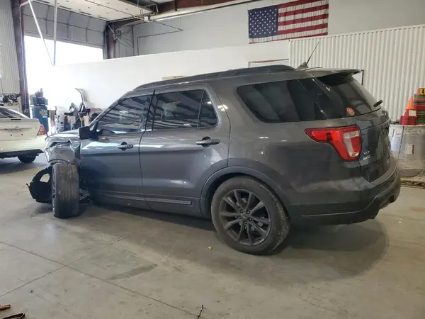 1FM5K8D87JGB78829 2018 FORD EXPLORER - Image 2