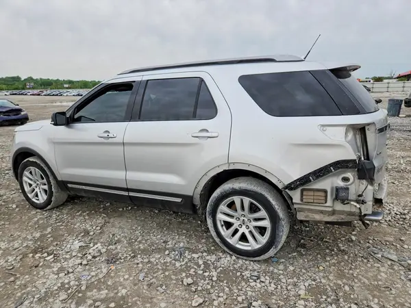 1FM5K8D87JGB94724 2018 FORD EXPLORER - Image 2