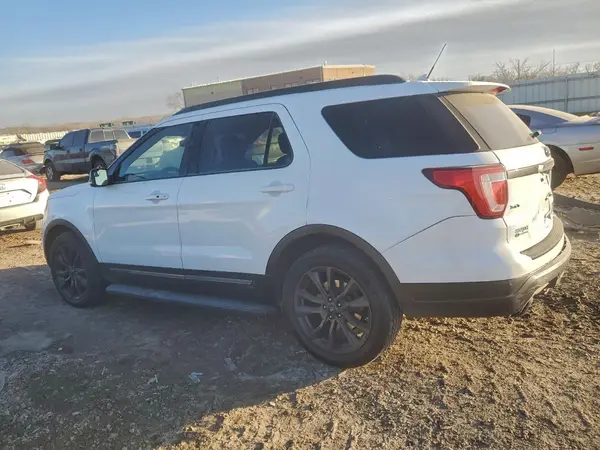 1FM5K8D87JGB98126 2018 FORD EXPLORER - Image 2