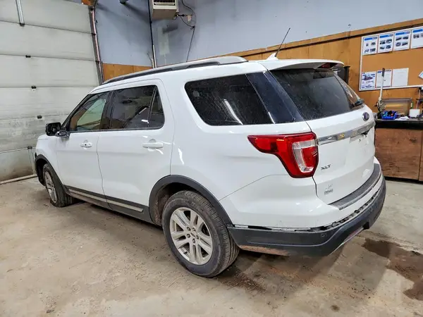1FM5K8D87JGC04622 2018 FORD EXPLORER - Image 2