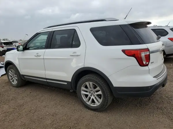 1FM5K8D87JGC15085 2018 FORD EXPLORER - Image 2