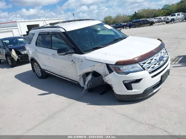 1FM5K8D87JGC30413 2018 FORD EXPLORER - Image 1