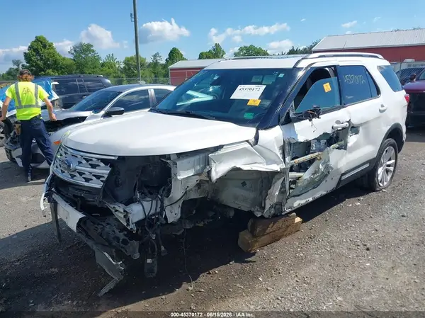 1FM5K8D87JGC40259 2018 FORD EXPLORER - Image 2