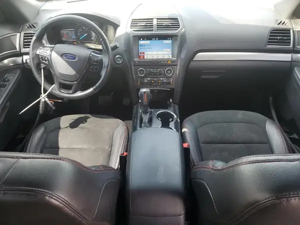 1FM5K8D87JGC83273 2018 FORD EXPLORER - Image 8